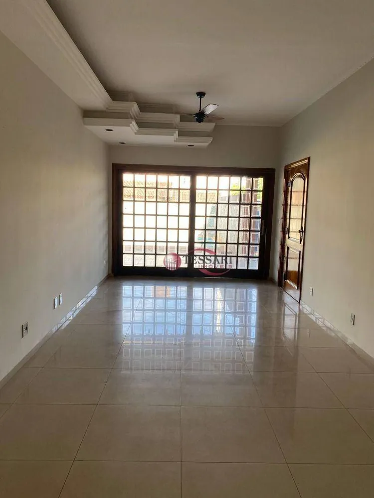 Casa, 3 quartos, 305 m² - Foto 4