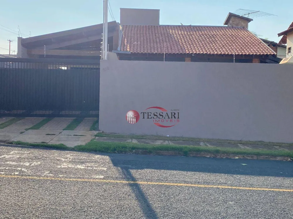 Casa, 3 quartos, 305 m² - Foto 1