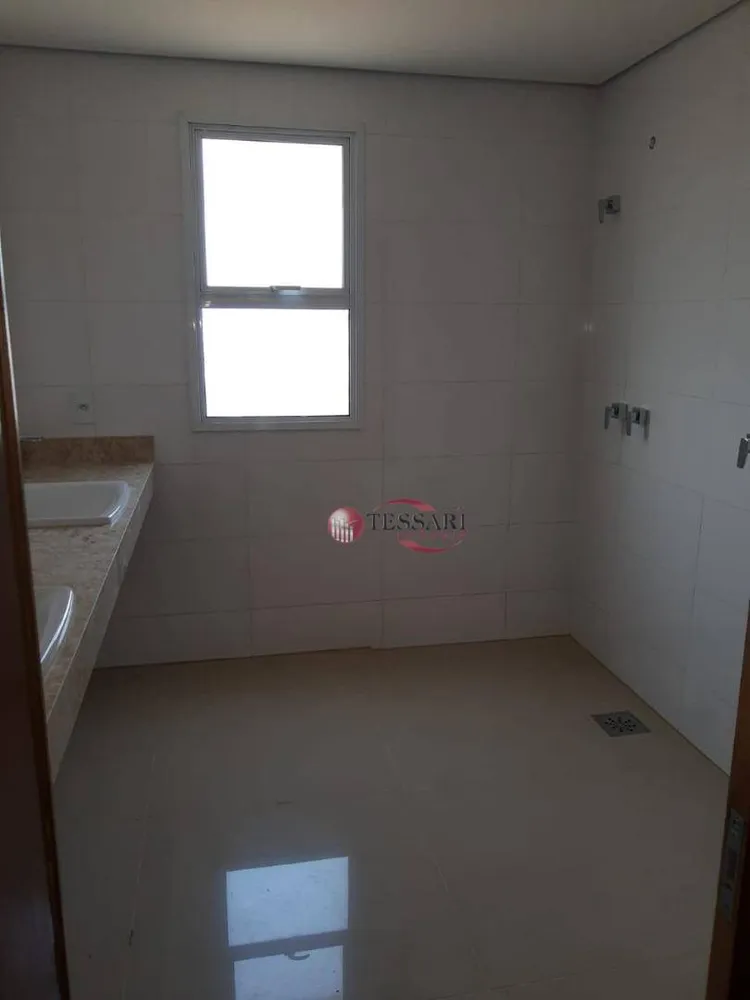 Apartamento, 3 quartos, 245 m² - Foto 3