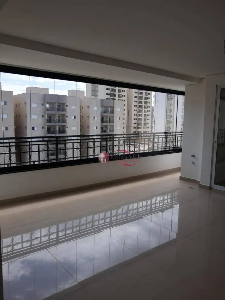 Apartamento, 3 quartos, 245 m² - Foto 2