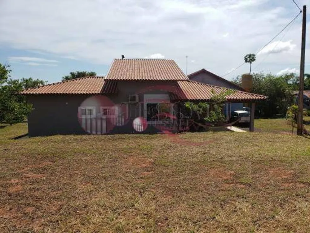 Chácara, 3 quartos, 2000 m² - Foto 1