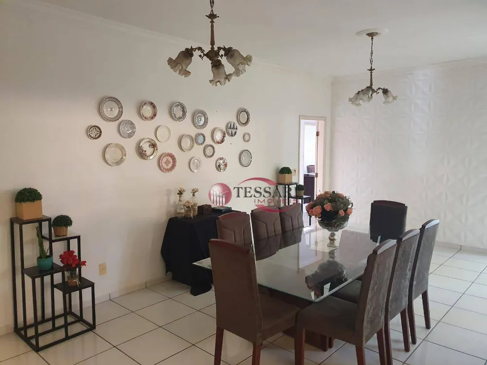 Casa, 3 quartos, 380 m² - Foto 2