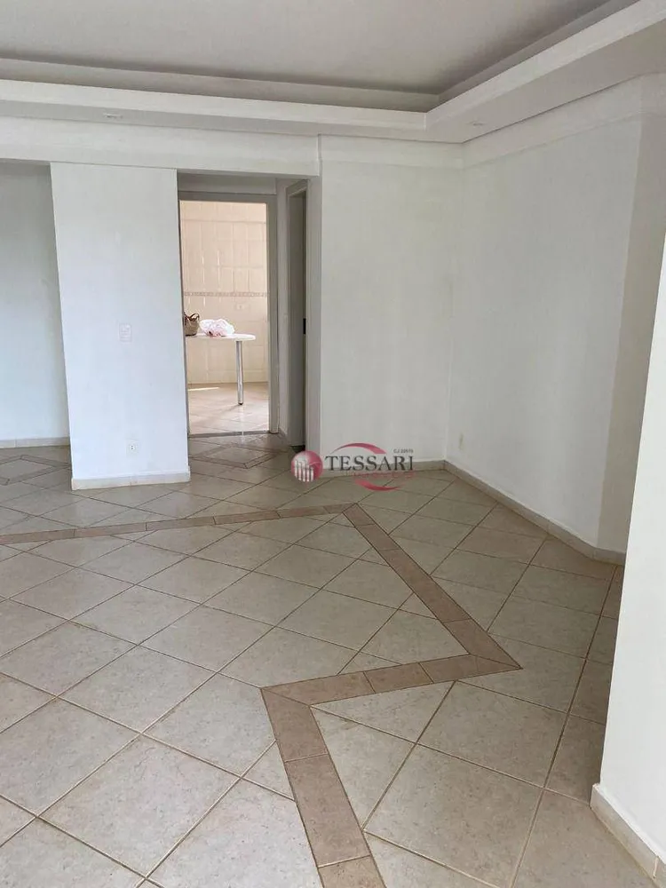 Apartamento, 3 quartos, 130 m² - Foto 2