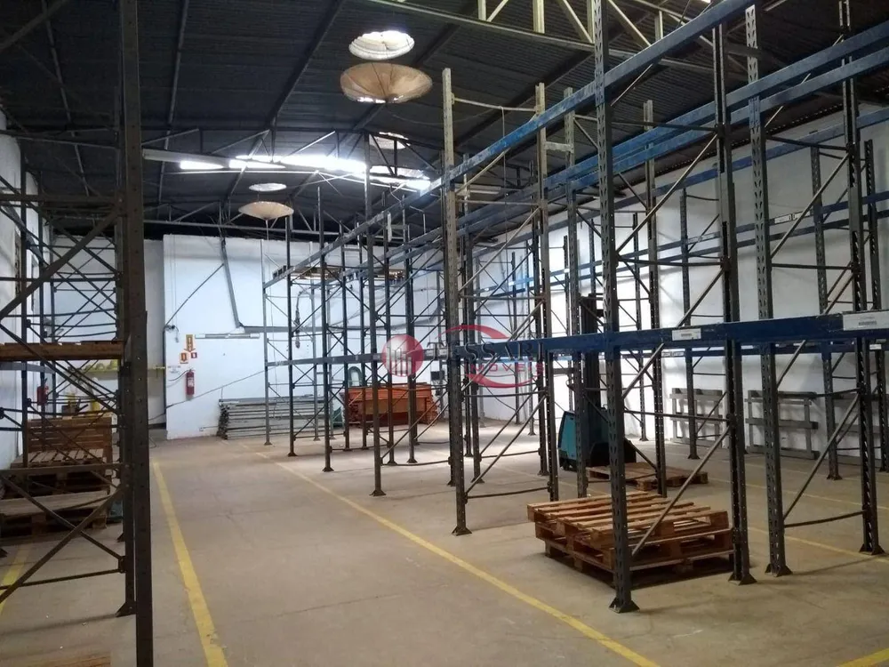 Depósito-Galpão, 750 m² - Foto 1