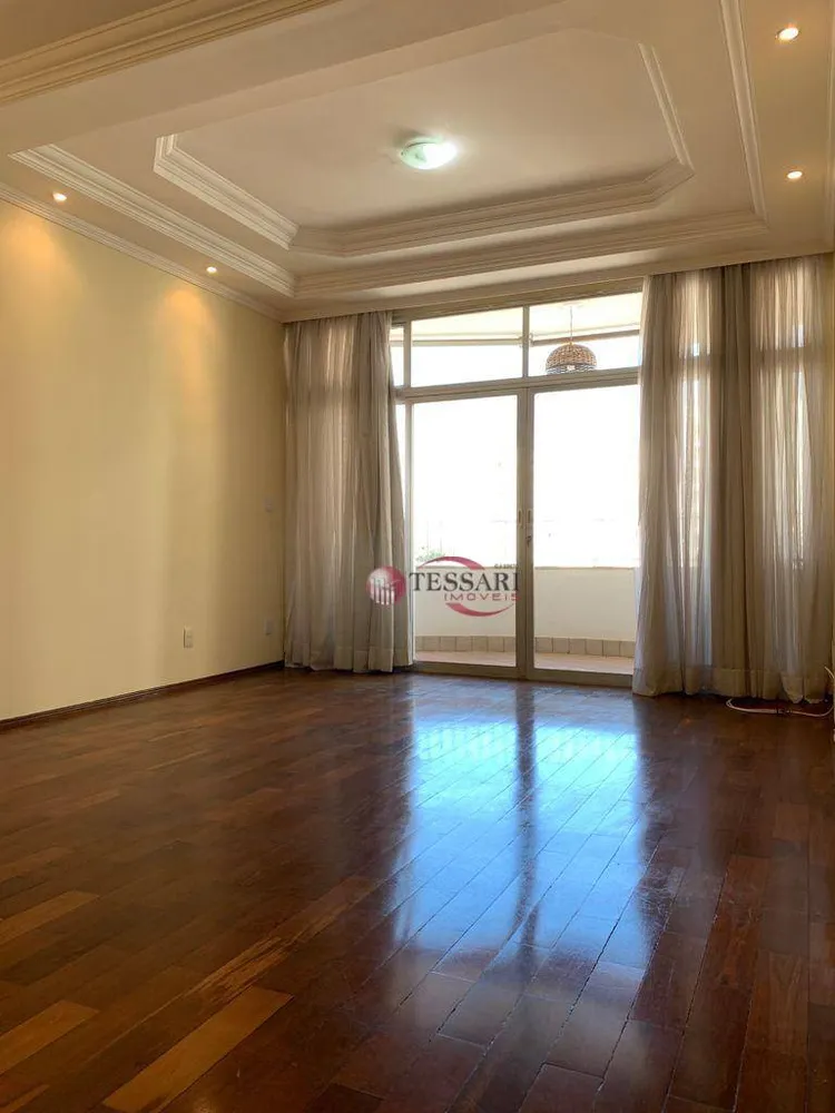 Apartamento, 3 quartos, 185 m² - Foto 1