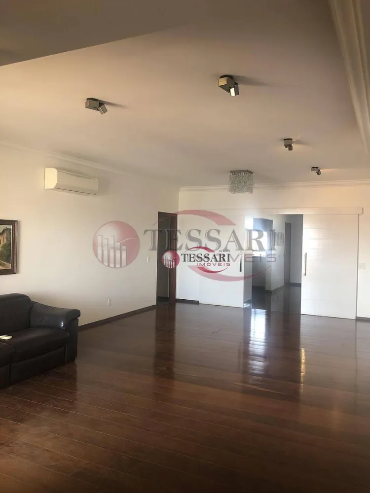 Apartamento, 3 quartos, 200 m² - Foto 2