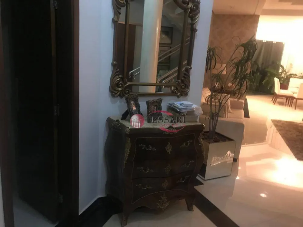 Casa, 4 quartos, 520 m² - Foto 1