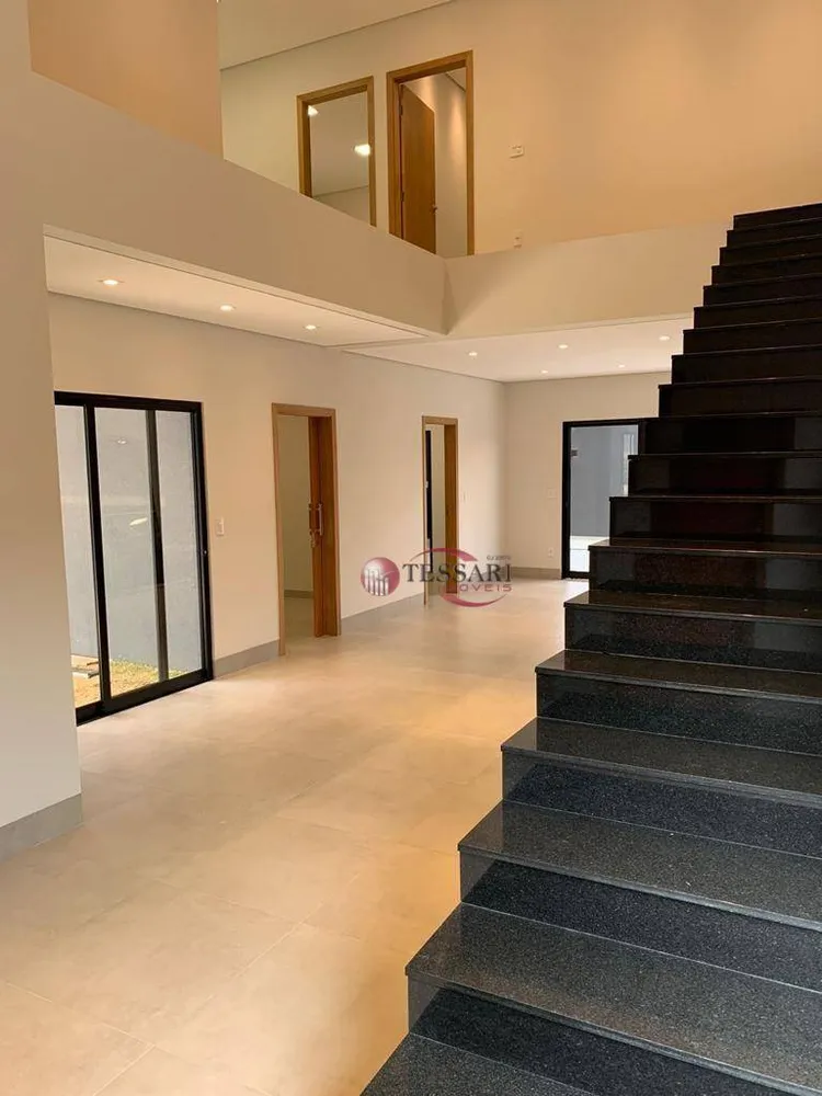 Casa, 3 quartos, 270 m² - Foto 4