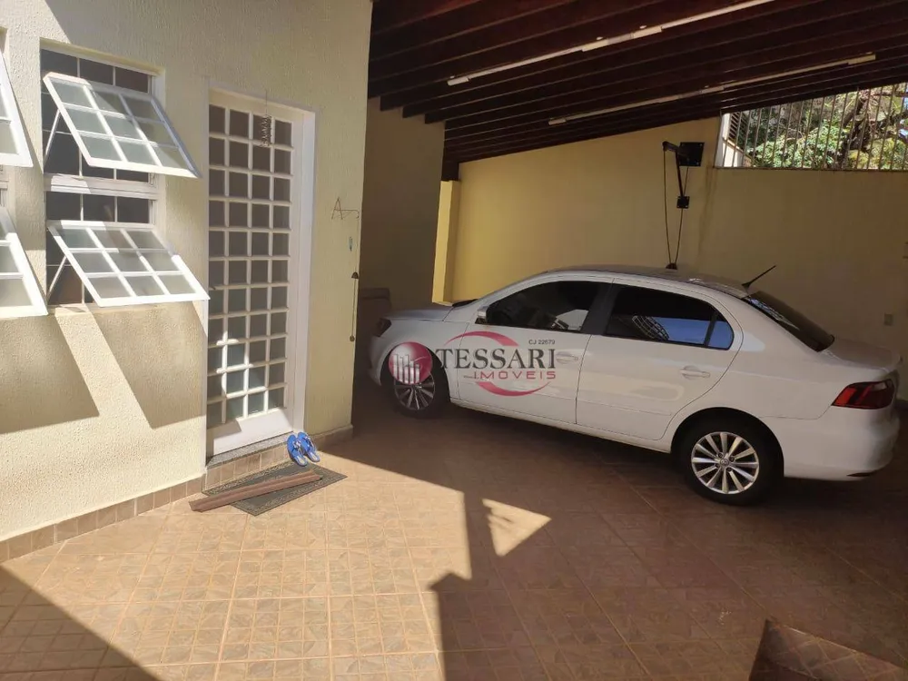 Casa, 3 quartos, 200 m² - Foto 2