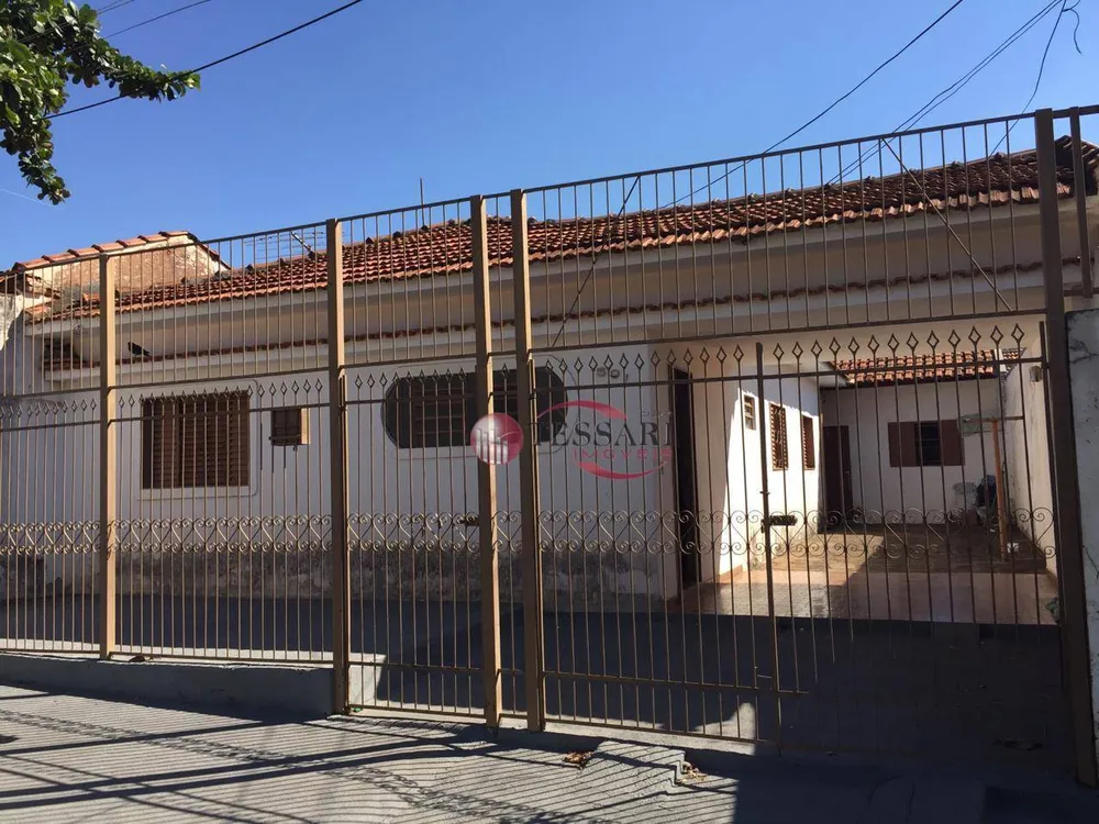 Casa, 3 quartos, 200 m² - Foto 1