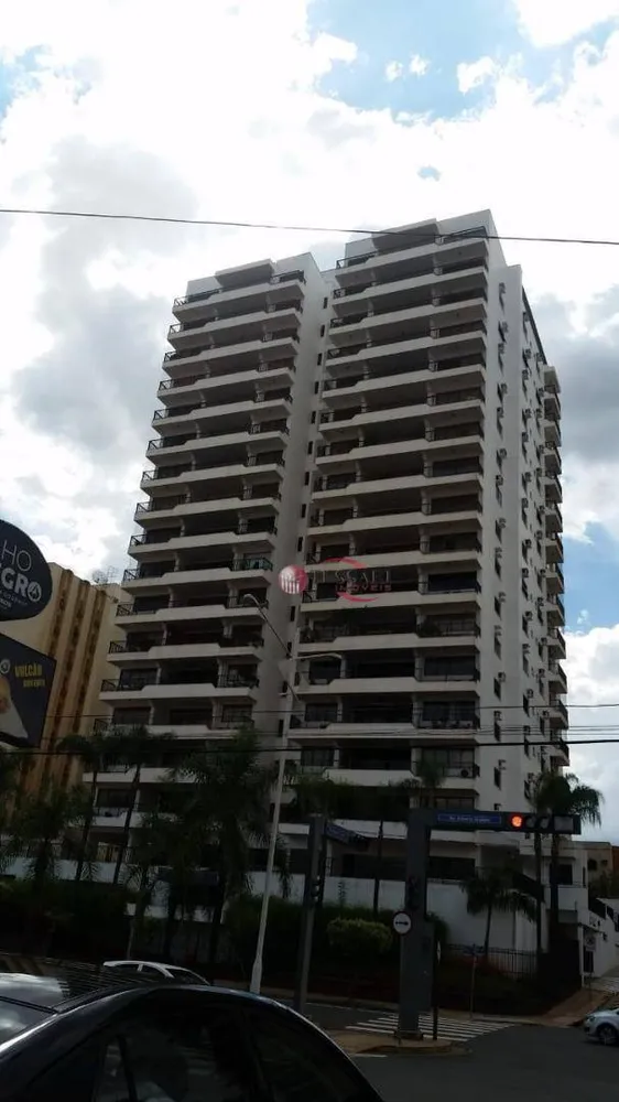 Apartamento, 3 quartos, 274 m² - Foto 1