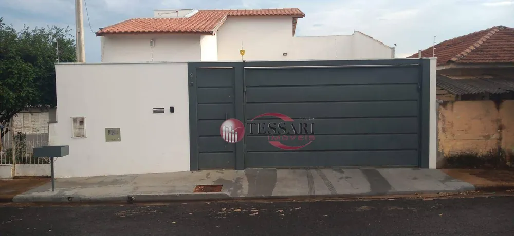Casa, 2 quartos, 130 m² - Foto 1