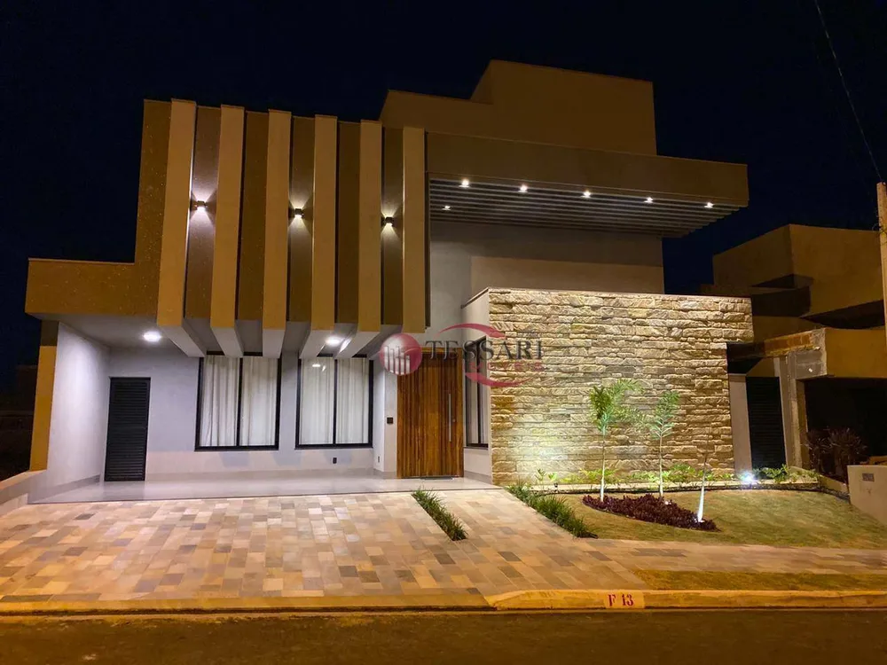 Casa, 3 quartos, 270 m² - Foto 1