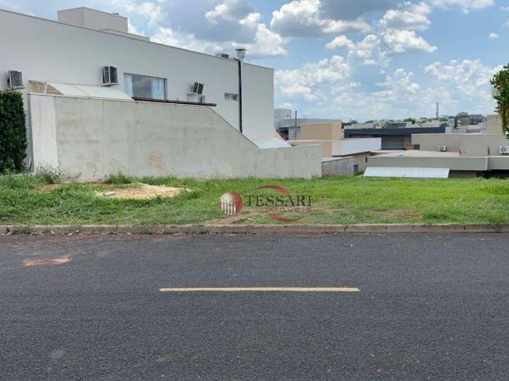 Loteamento e Condomínio, 400 m² - Foto 1