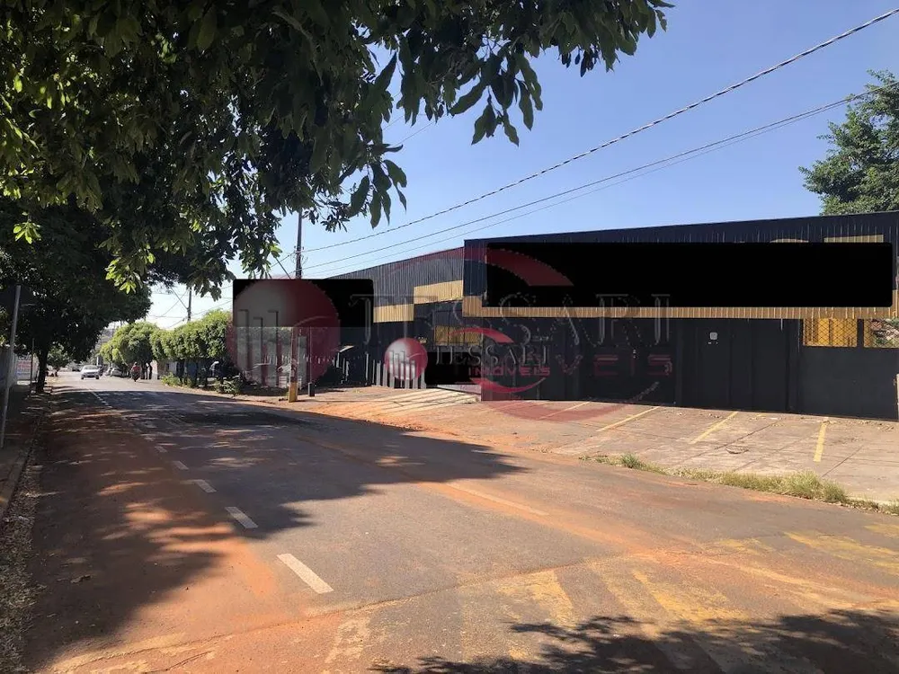 Loja-Salão, 1075 m² - Foto 1