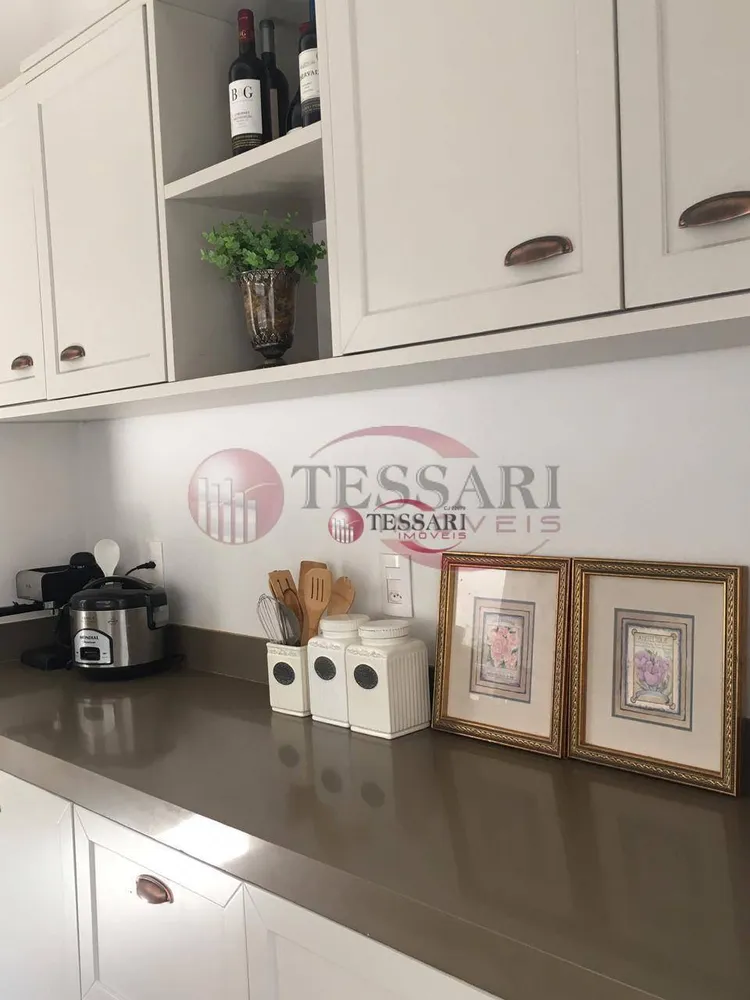 Casa, 3 quartos, 243 m² - Foto 4