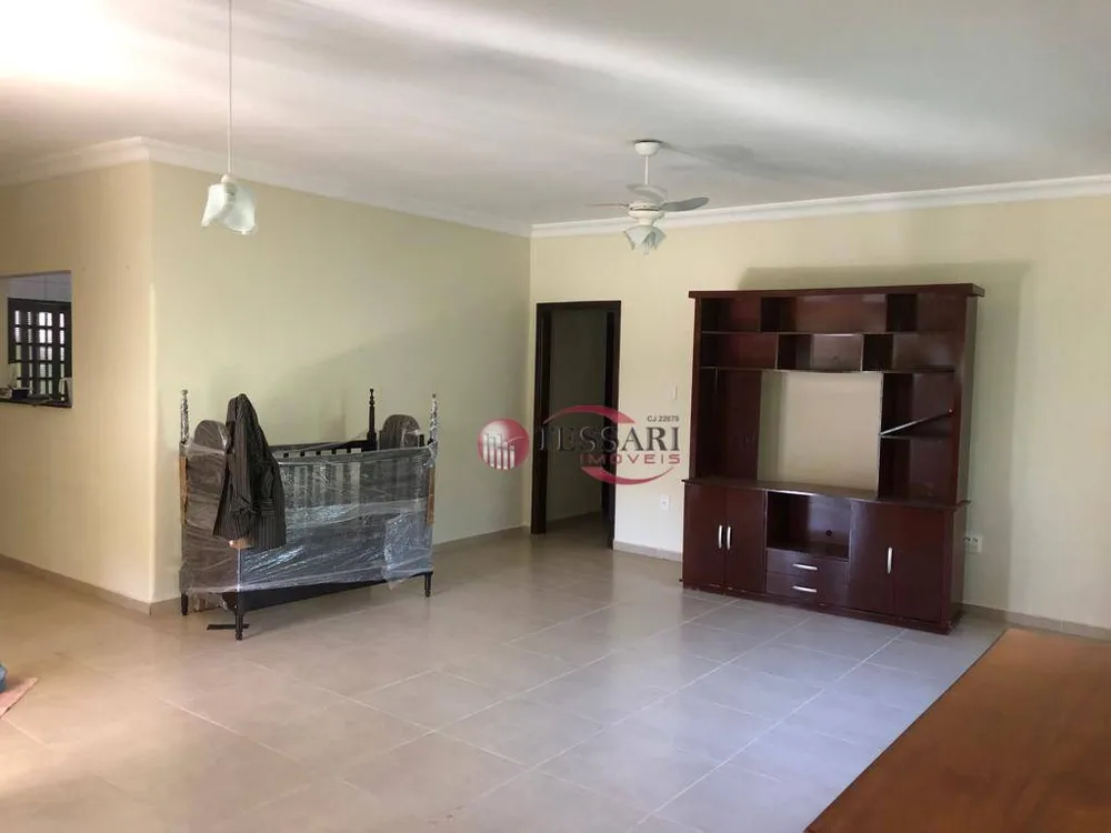 Casa, 3 quartos, 340 m² - Foto 2