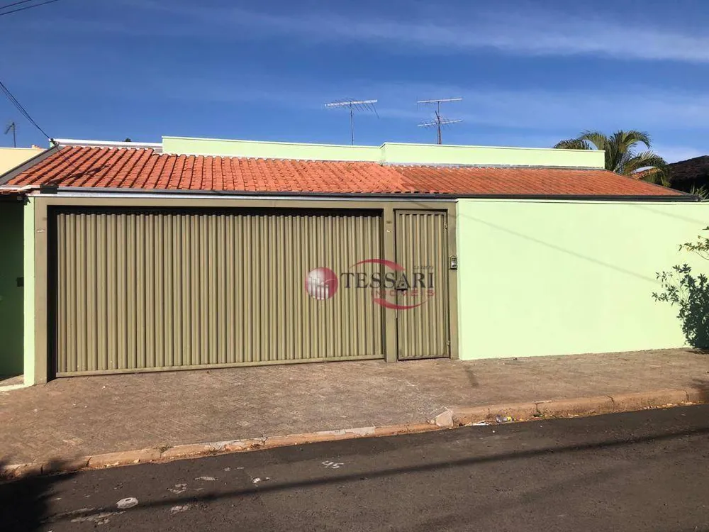 Casa, 3 quartos, 340 m² - Foto 1