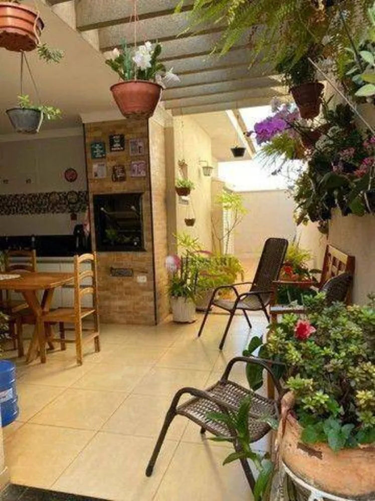 Casa, 3 quartos, 167 m² - Foto 2