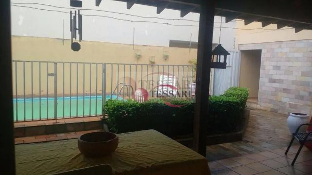Casa, 3 quartos, 180 m² - Foto 1
