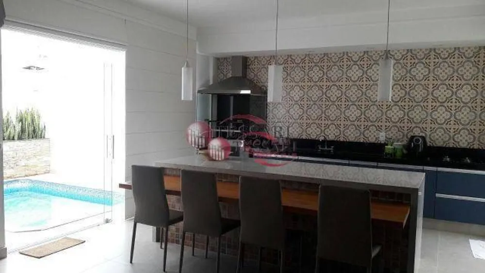 Casa, 3 quartos, 260 m² - Foto 2