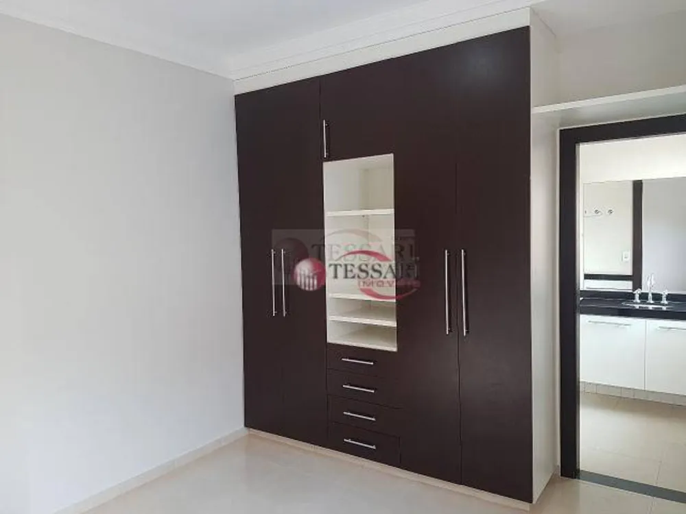Casa, 3 quartos, 240 m² - Foto 4