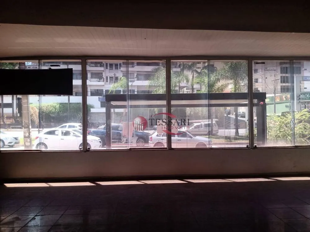 Loja-Salão, 560 m² - Foto 1