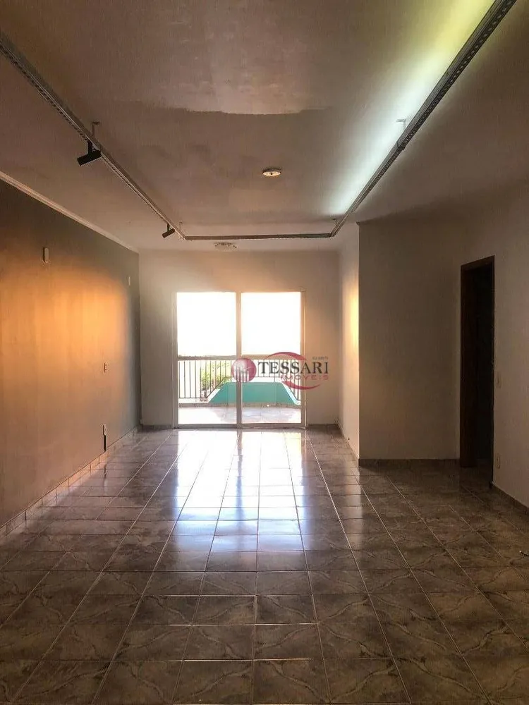 Apartamento, 3 quartos, 140 m² - Foto 2