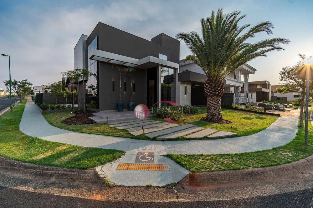 Casa, 3 quartos, 300 m² - Foto 1