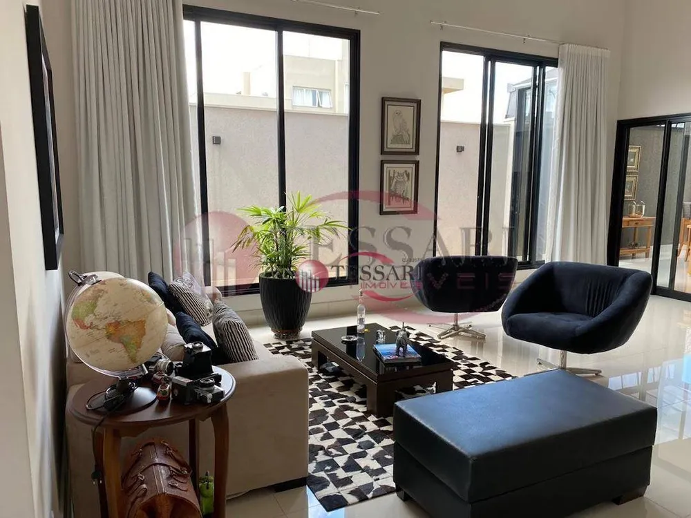 Casa, 3 quartos, 230 m² - Foto 2