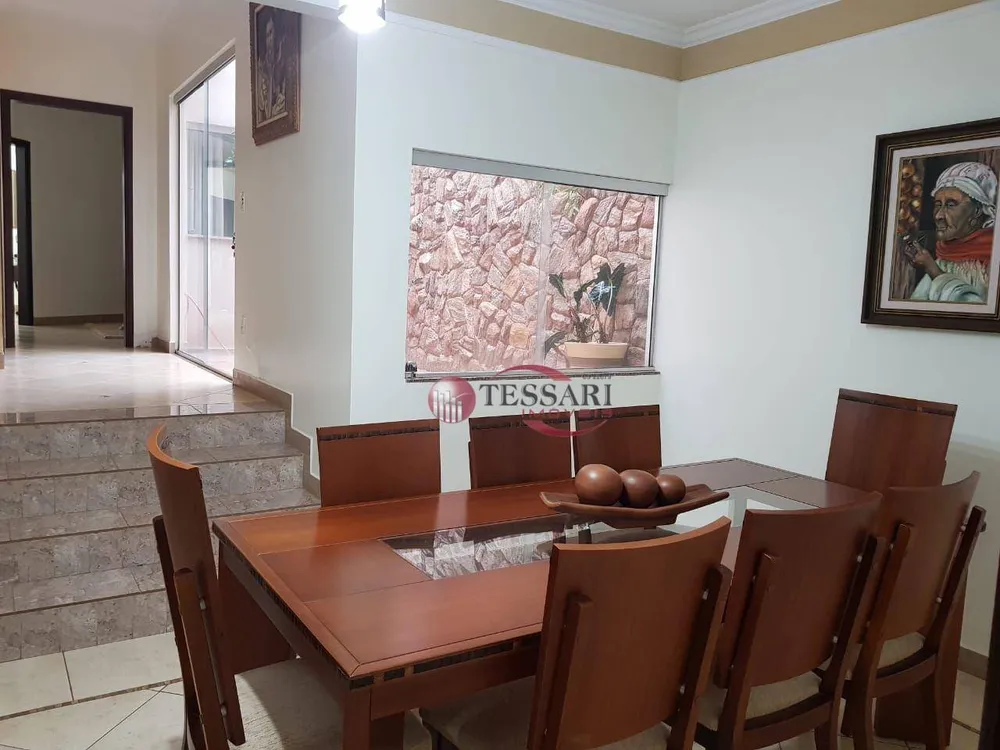 Casa, 3 quartos, 280 m² - Foto 4