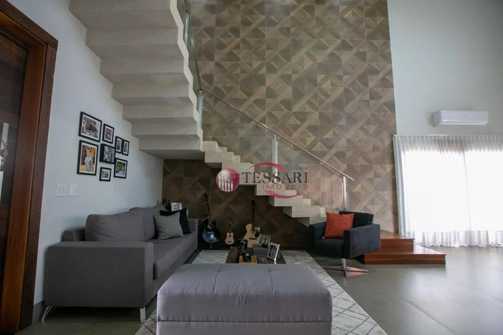 Casa, 3 quartos, 310 m² - Foto 3