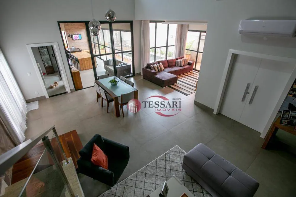 Casa, 3 quartos, 310 m² - Foto 1