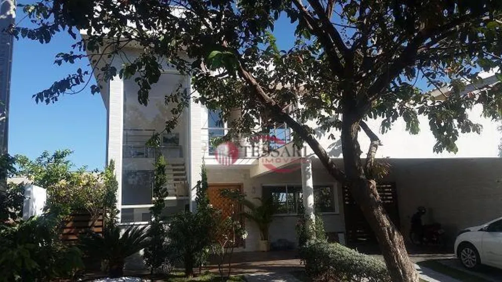 Casa, 3 quartos, 300 m² - Foto 1