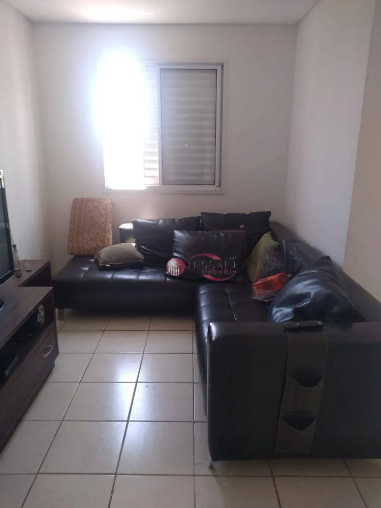 Apartamento, 3 quartos, 130 m² - Foto 2