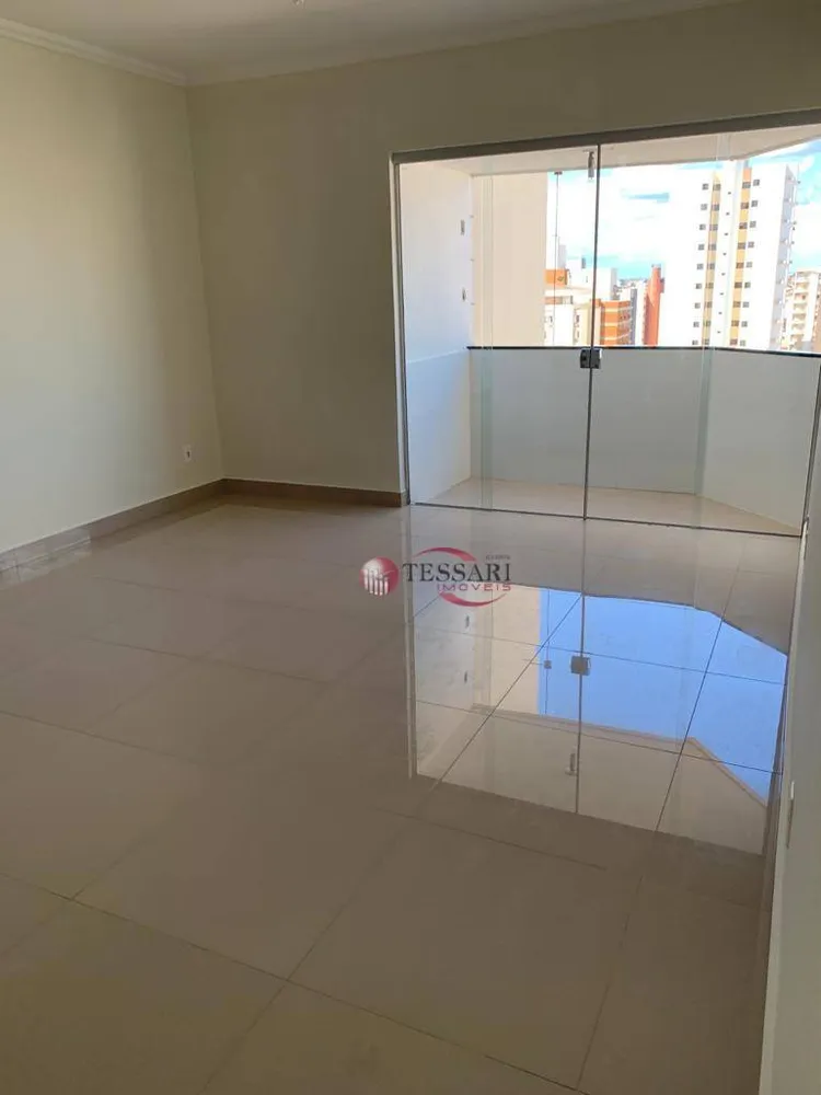 Apartamento, 3 quartos, 128 m² - Foto 3