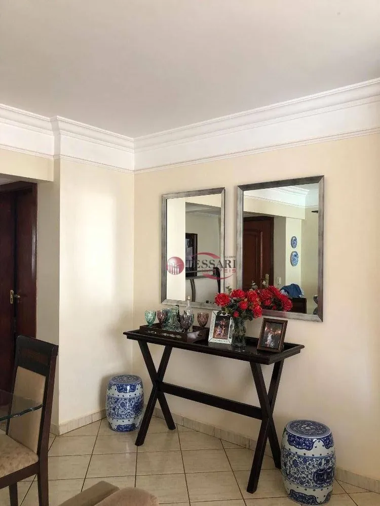 Apartamento, 3 quartos, 130 m² - Foto 3