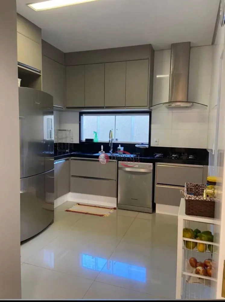 Casa, 3 quartos, 350 m² - Foto 2