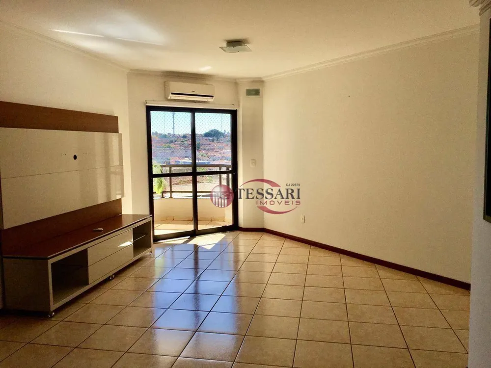 Apartamento, 3 quartos, 145 m² - Foto 1