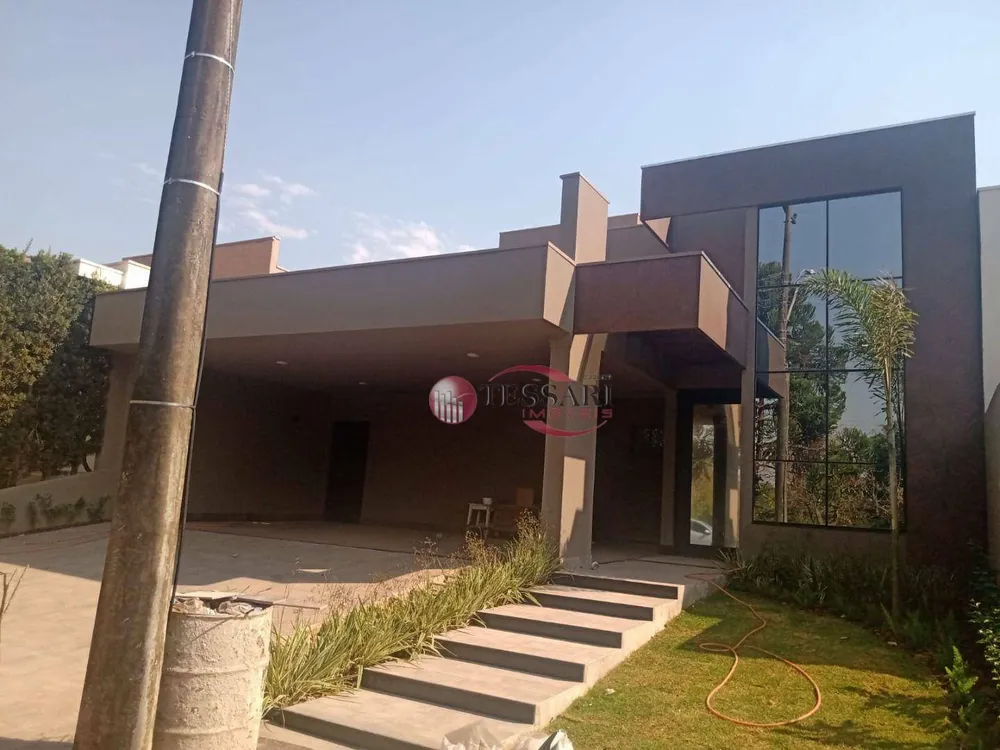 Casa, 4 quartos, 250 m² - Foto 1