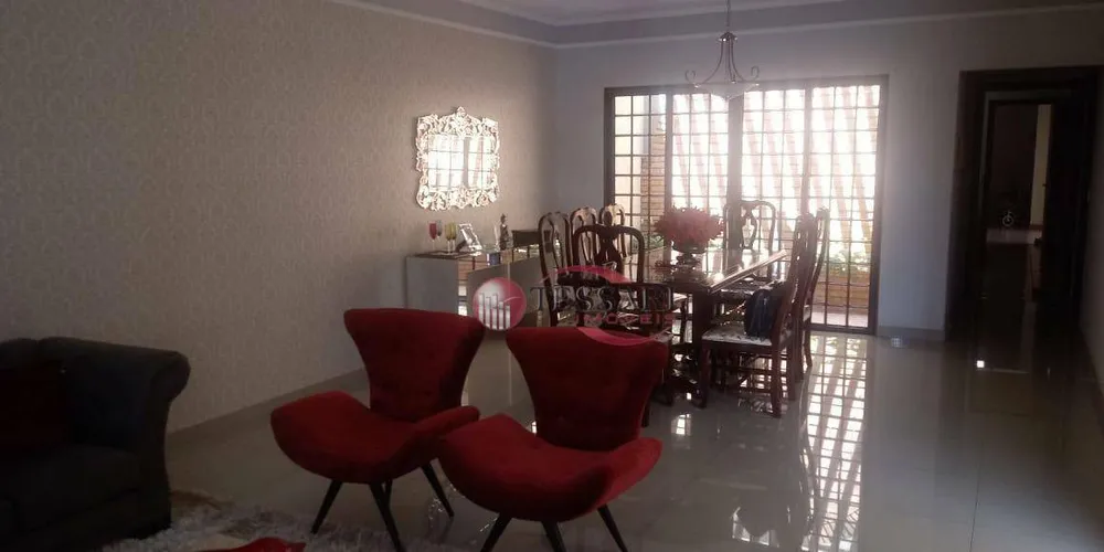 Casa, 3 quartos, 225 m² - Foto 4