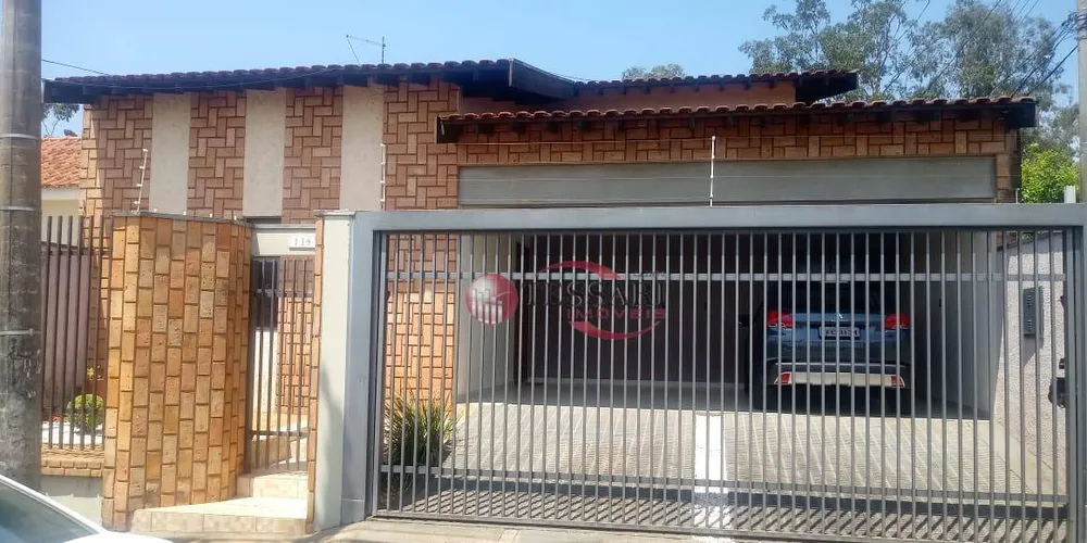 Casa, 3 quartos, 225 m² - Foto 1