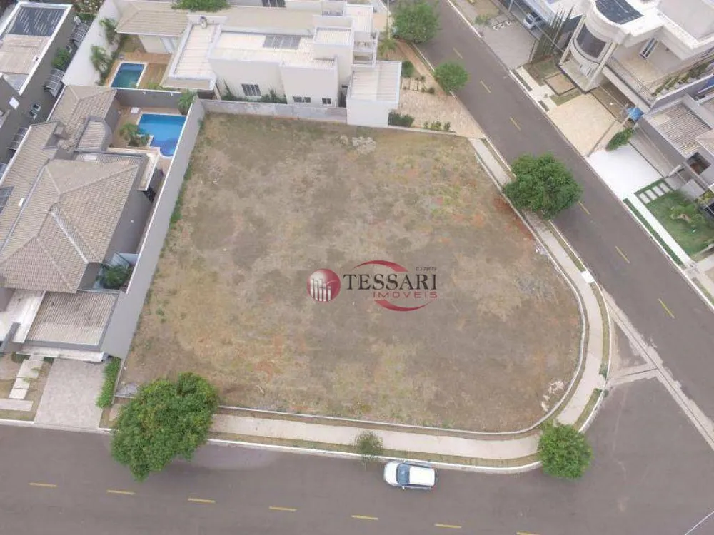 Loteamento e Condomínio, 1060 m² - Foto 1