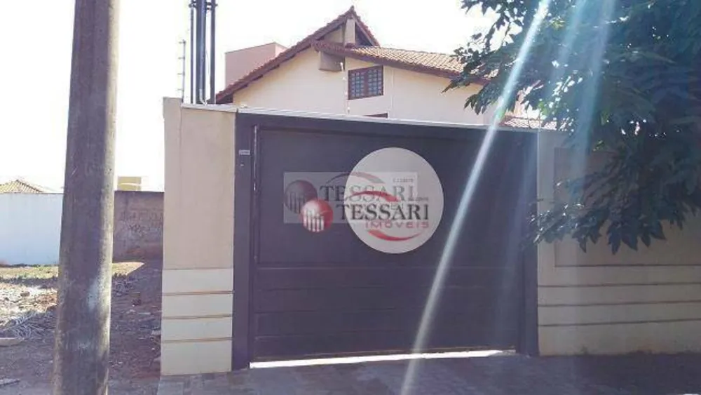 Casa, 3 quartos, 250 m² - Foto 2