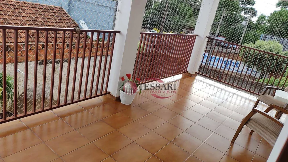 Casa, 3 quartos, 200 m² - Foto 2