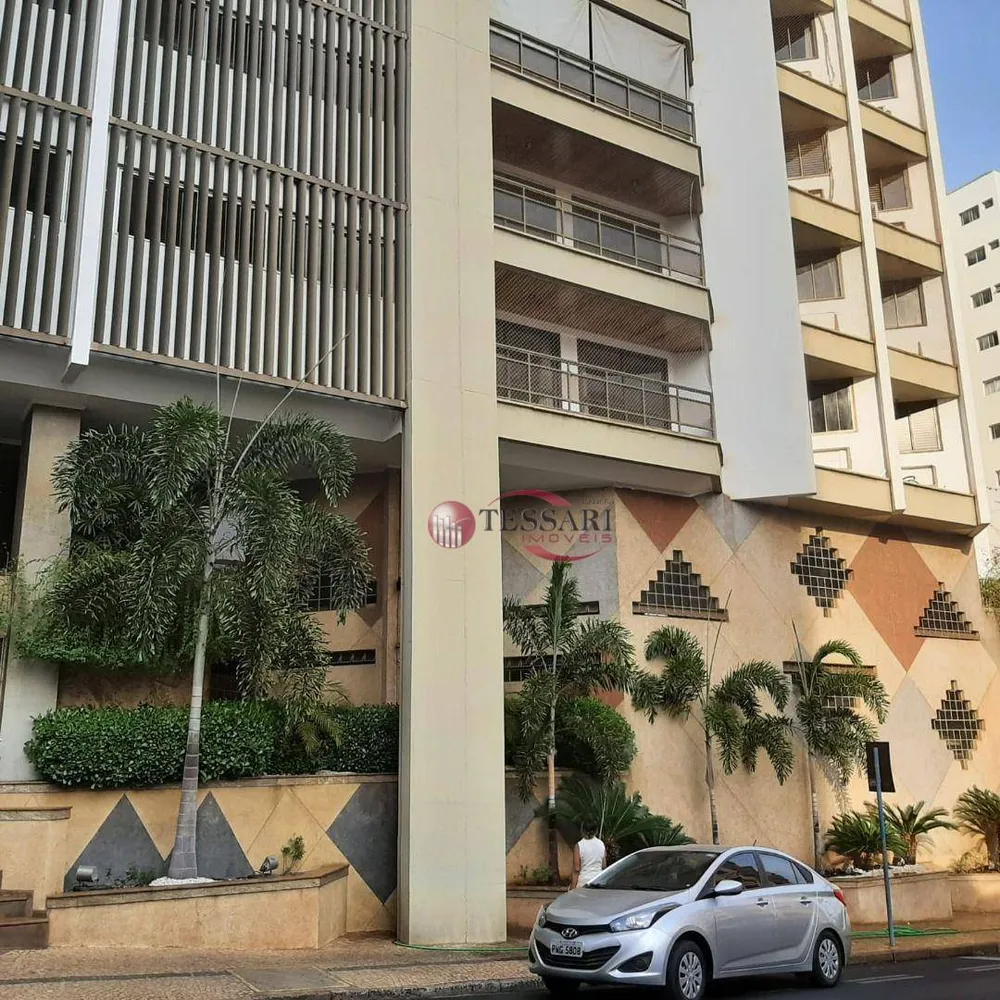 Apartamento, 3 quartos, 167 m² - Foto 1