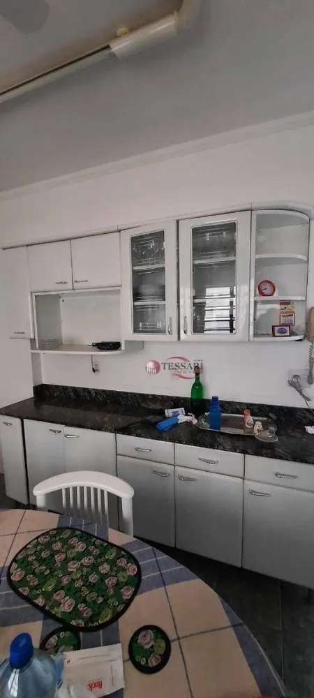 Apartamento, 3 quartos, 140 m² - Foto 2