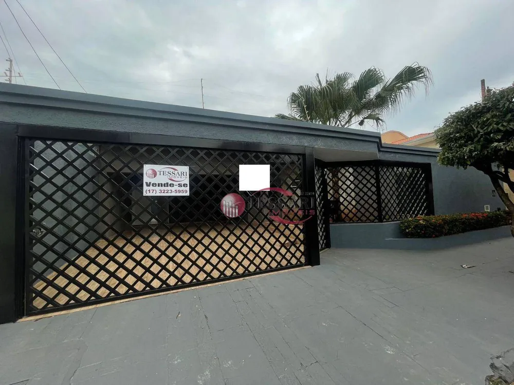 Casa, 4 quartos, 290 m² - Foto 1