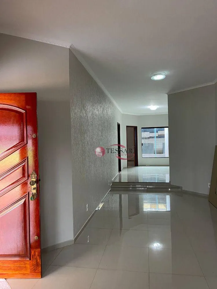 Casa, 4 quartos, 290 m² - Foto 2