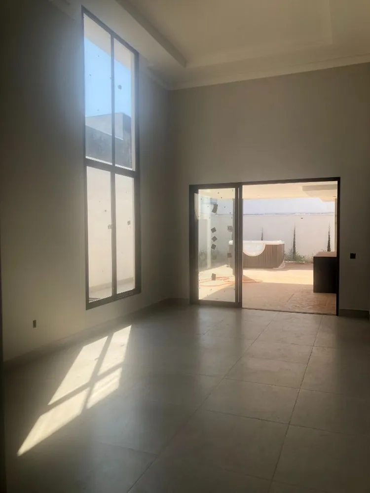 Casa, 3 quartos, 231 m² - Foto 3